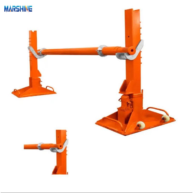 Jakie są główne zalety stojaka na szpule podwieszane?