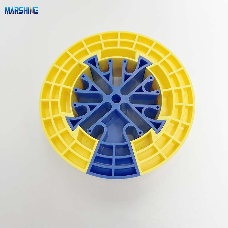 Menedżer przewodów Ethernet Kabel grzebieniowy